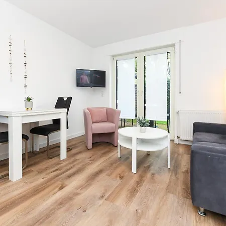 Mit Terrasse Im Haus Seekieker * 贝塞尔